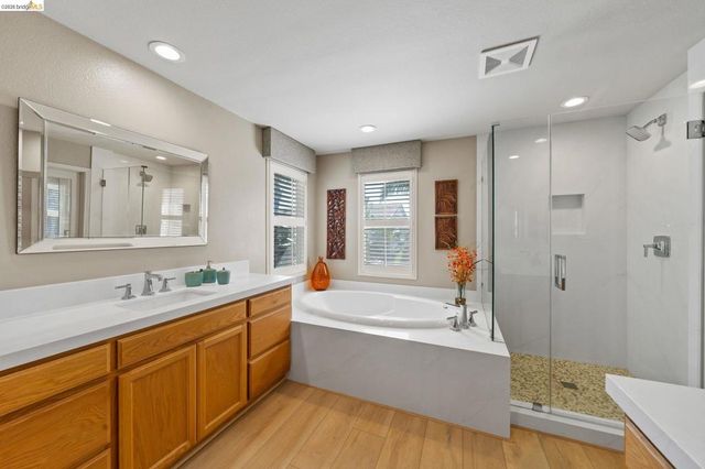 1320 Sand Drift Dr, Brentwood, CA 94513