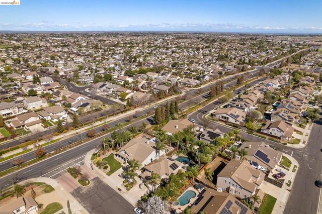 1320 Sand Drift Dr, Brentwood, CA 94513