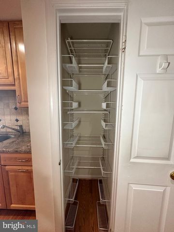 2258 CARTBRIDGE RD, Falls Church, VA 22043