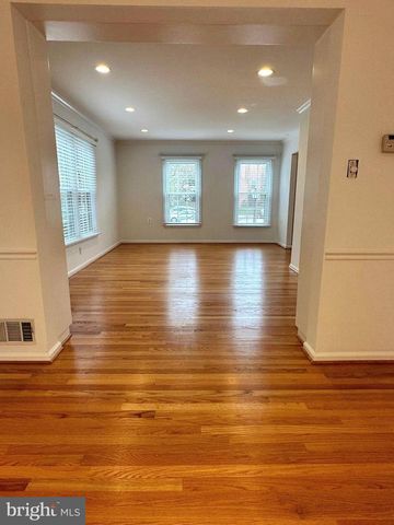 2258 CARTBRIDGE RD, Falls Church, VA 22043