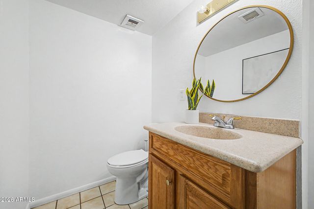 5865 E THOMAS Road, Scottsdale, AZ 85251