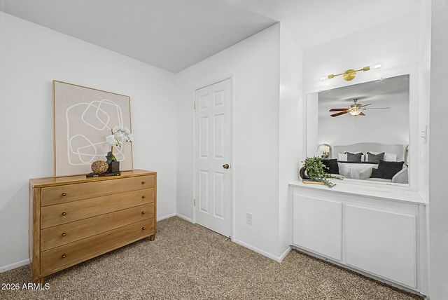5865 E THOMAS Road, Scottsdale, AZ 85251