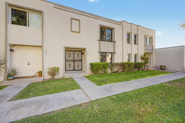 5865 E THOMAS Road, Scottsdale, AZ 85251