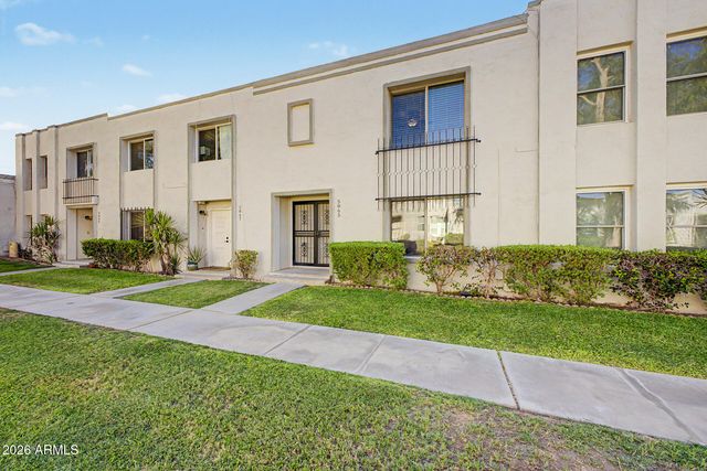 5865 E THOMAS Road, Scottsdale, AZ 85251