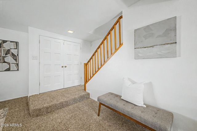 5865 E THOMAS Road, Scottsdale, AZ 85251