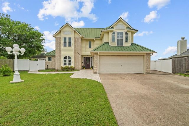 1302 Bayou Vista Drive, Deer Park, TX 77536