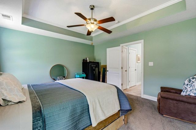 225 Fox Hunt Pl., Galivants Ferry, SC 29544