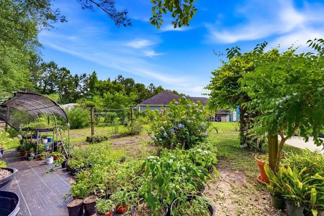225 Fox Hunt Pl., Galivants Ferry, SC 29544