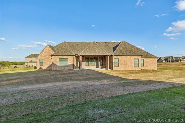 10854 N 84th East Court, Owasso, OK 74055