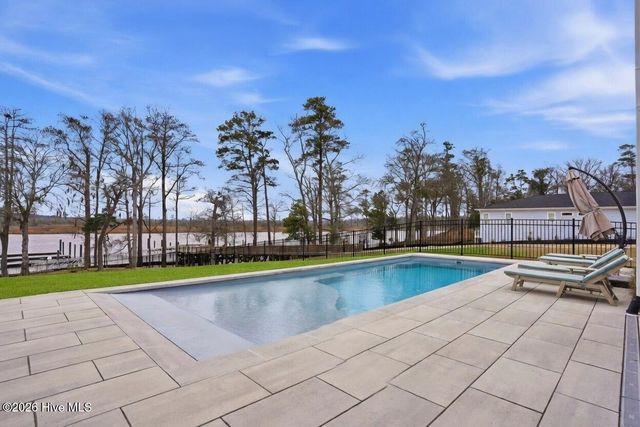 2765 Alvernia Drive, Castle Hayne, NC 28429