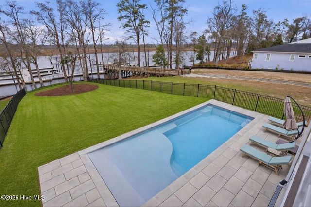 2765 Alvernia Drive, Castle Hayne, NC 28429