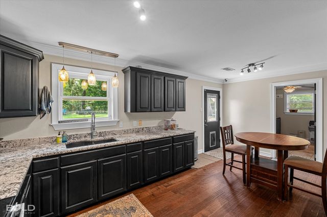 186 Hughes Road, Coushatta, LA 71019