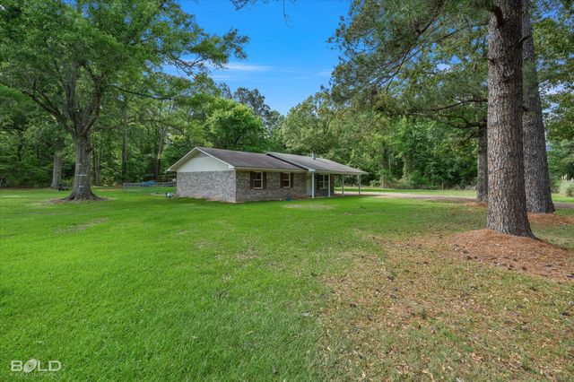 186 Hughes Road, Coushatta, LA 71019
