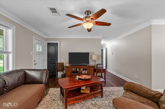 186 Hughes Road, Coushatta, LA 71019