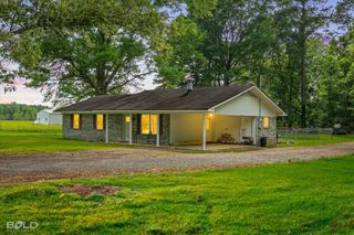 186 Hughes Road, Coushatta, LA 71019