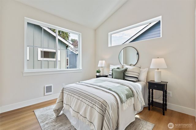 263 NW 42nd Street, Seattle, WA 98107