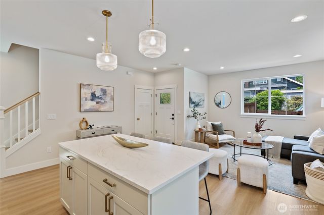 263 NW 42nd Street, Seattle, WA 98107