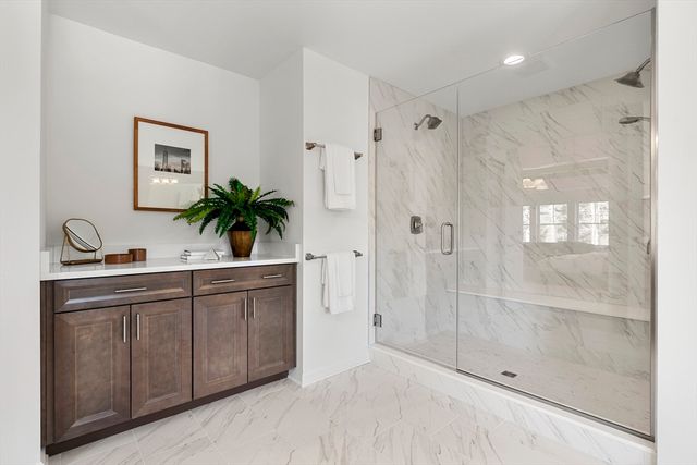 3 Germain Way 16, Norton, MA 02766
