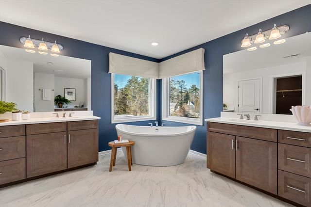 3 Germain Way 16, Norton, MA 02766
