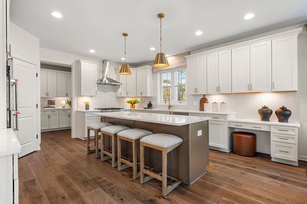 3 Germain Way 16, Norton, MA 02766