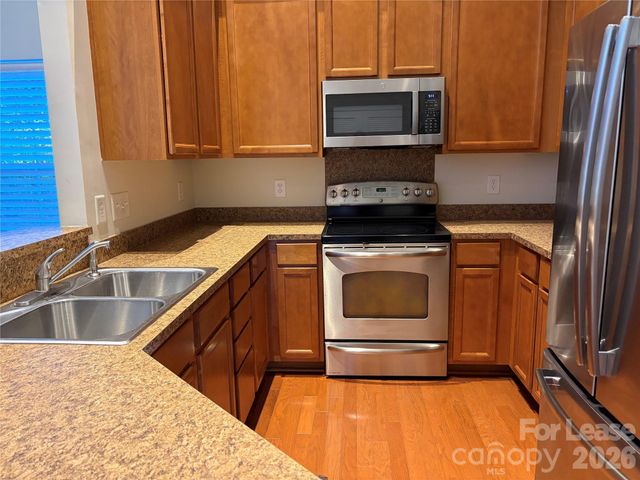 5615 Tipperlinn Way, Charlotte, NC 28278