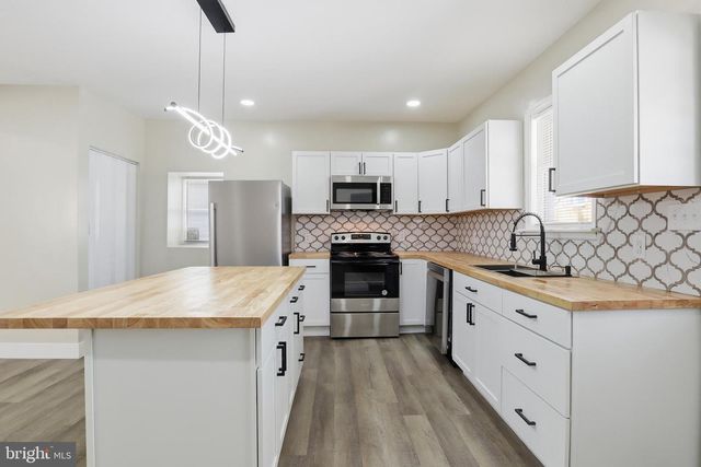 357 S 4TH ST, Steelton, PA 17113