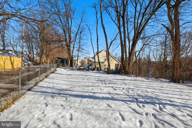 357 S 4TH ST, Steelton, PA 17113