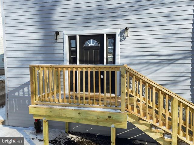 357 S 4TH ST, Steelton, PA 17113