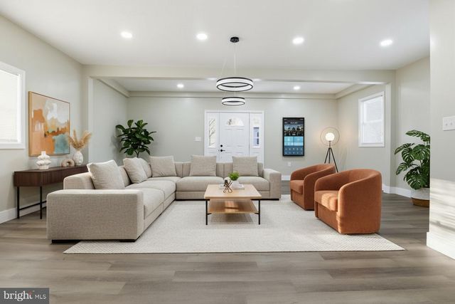 357 S 4TH ST, Steelton, PA 17113