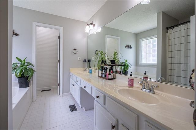 101 McCullough Road, Stockbridge, GA 30281