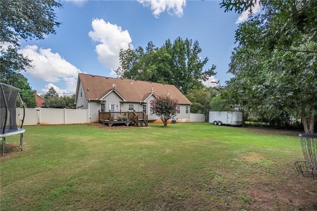 101 McCullough Road, Stockbridge, GA 30281