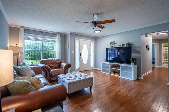 101 McCullough Road, Stockbridge, GA 30281