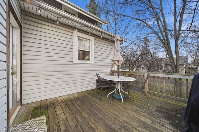 82 Dellenberger Avenue, Akron, OH 44312