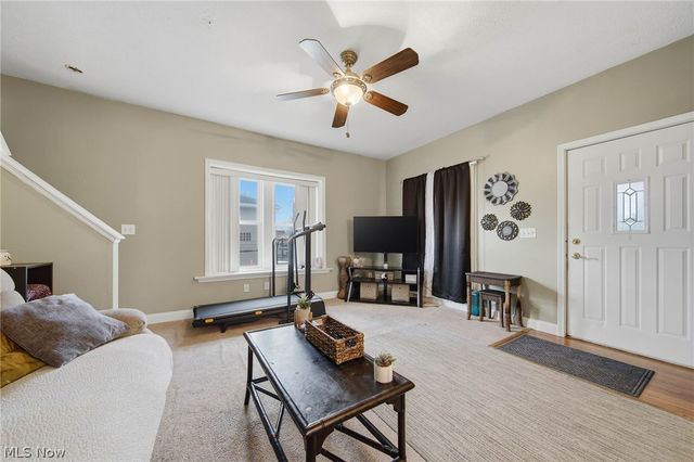 82 Dellenberger Avenue, Akron, OH 44312