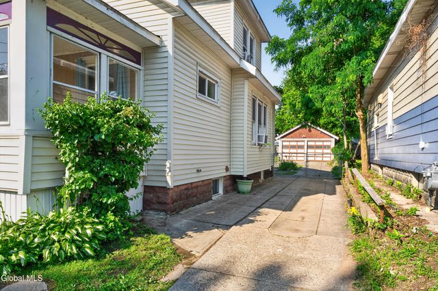 714 Ontario Street, Schenectady, NY 12306