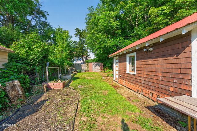 714 Ontario Street, Schenectady, NY 12306