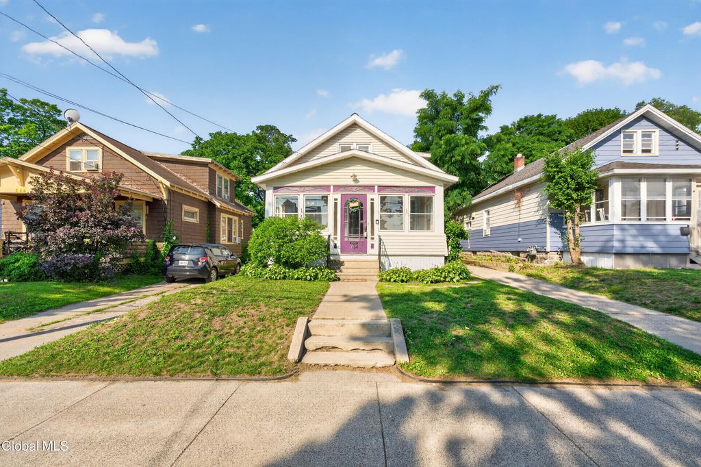 714 Ontario Street, Schenectady, NY 12306