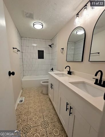 3414 Dearwood Drive SW, Lilburn, GA 30047