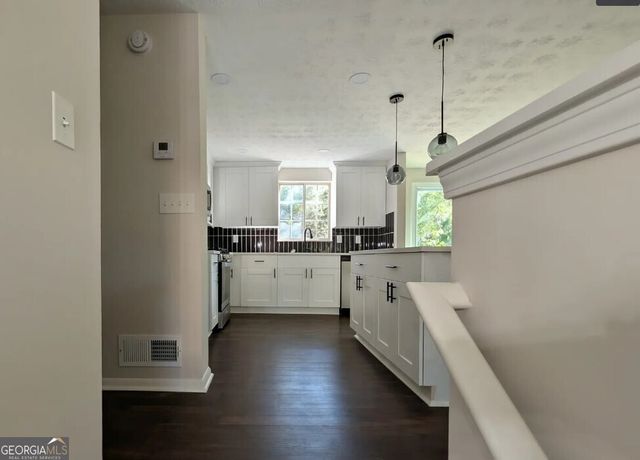 3414 Dearwood Drive SW, Lilburn, GA 30047