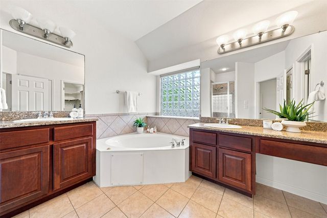 8017 Ladera Verde DR, Austin, TX 78739