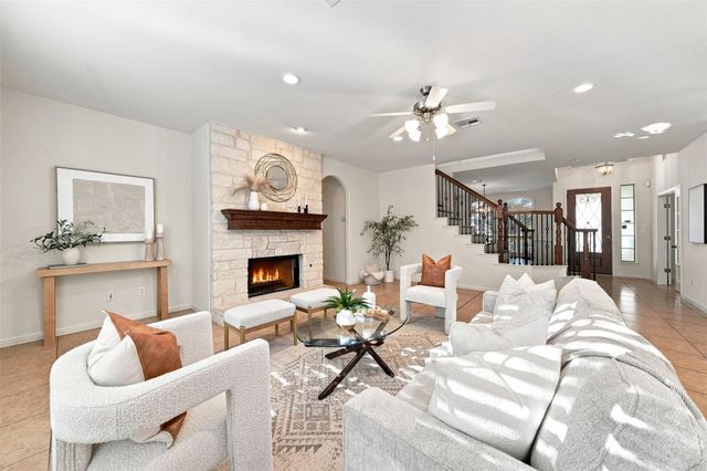 8017 Ladera Verde DR, Austin, TX 78739