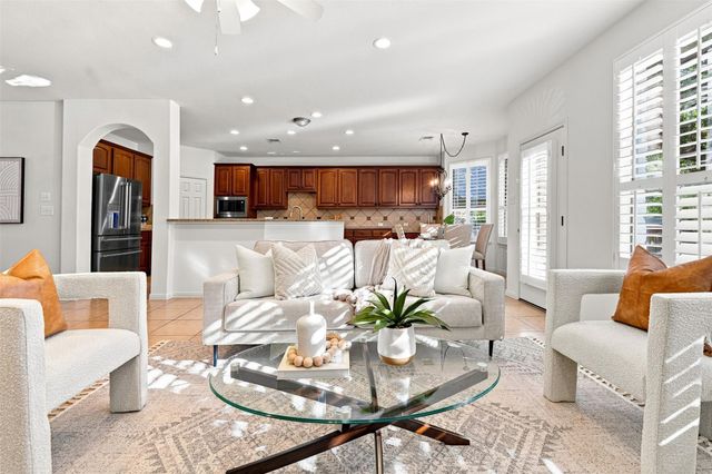 8017 Ladera Verde DR, Austin, TX 78739