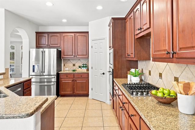 8017 Ladera Verde DR, Austin, TX 78739