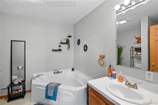 5096 N Irish Road, Richfield Township, MI 48423