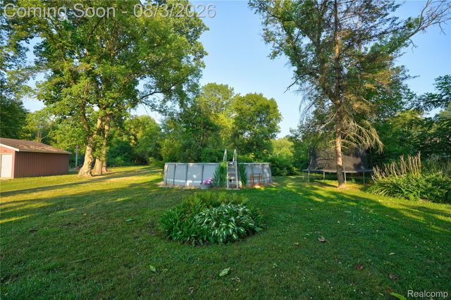 5096 N Irish Road, Richfield Township, MI 48423