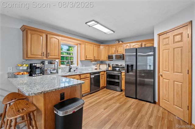 5096 N Irish Road, Richfield Township, MI 48423