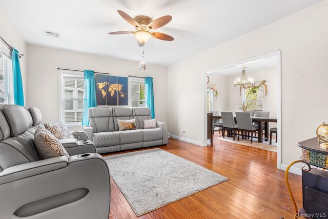 30 High Street, Unionville, NY 10988