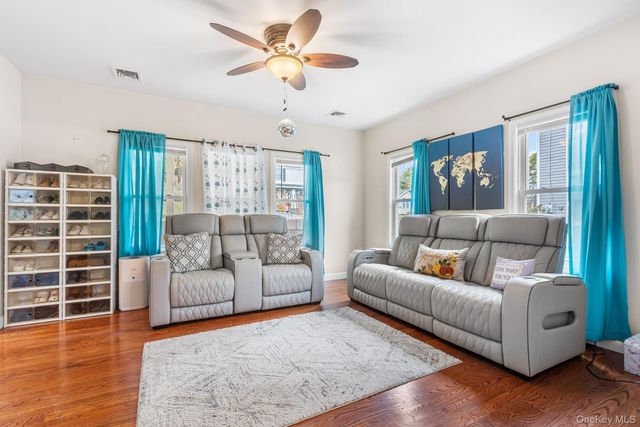 30 High Street, Unionville, NY 10988