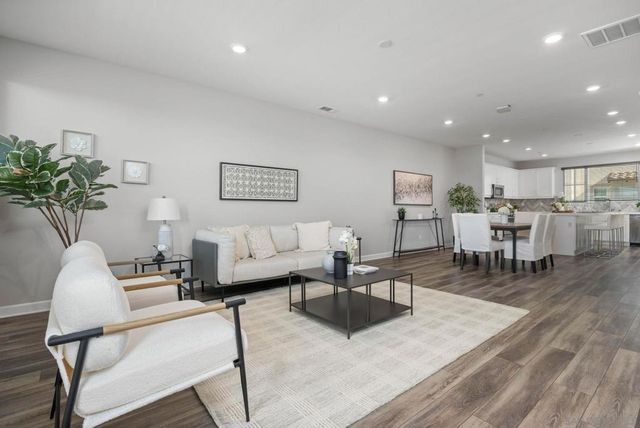 3574 Conner Way, Oceanside, CA 92056