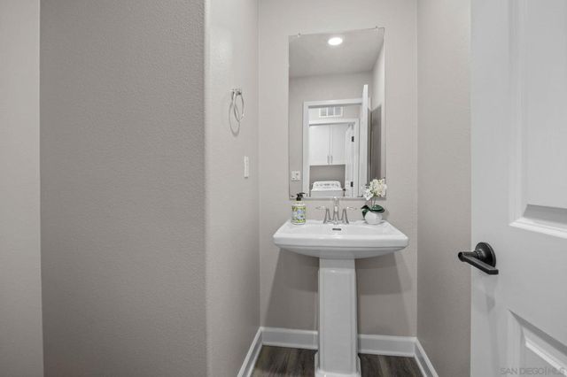 3574 Conner Way, Oceanside, CA 92056